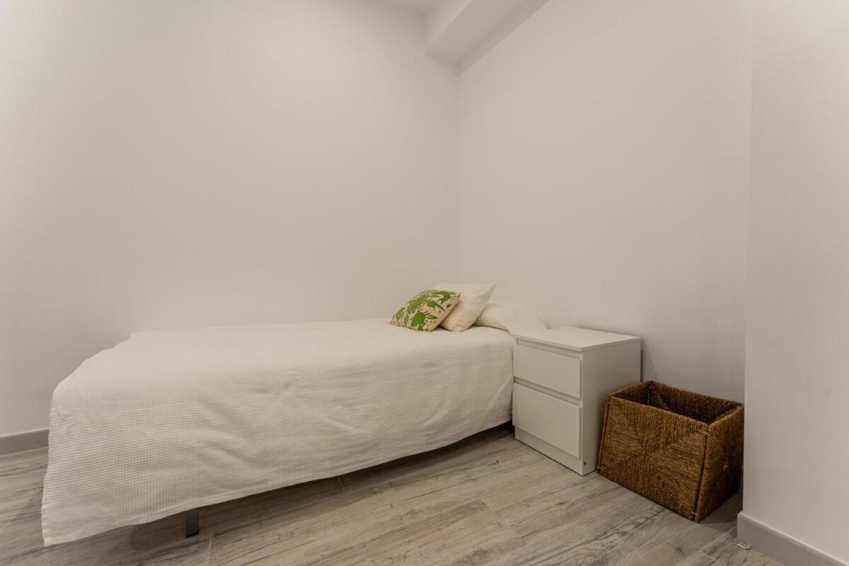Centrally Located, Spacious And Full Of Light * Santander
